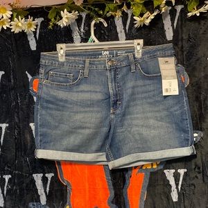 Lee jean shorts size 16